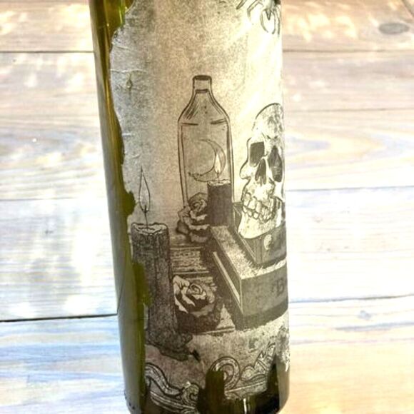 SKULL SKELETON Green Wine Bottle Lit Up Cork Gothic Morbid 12 inches Tall - Picture 11 of 13